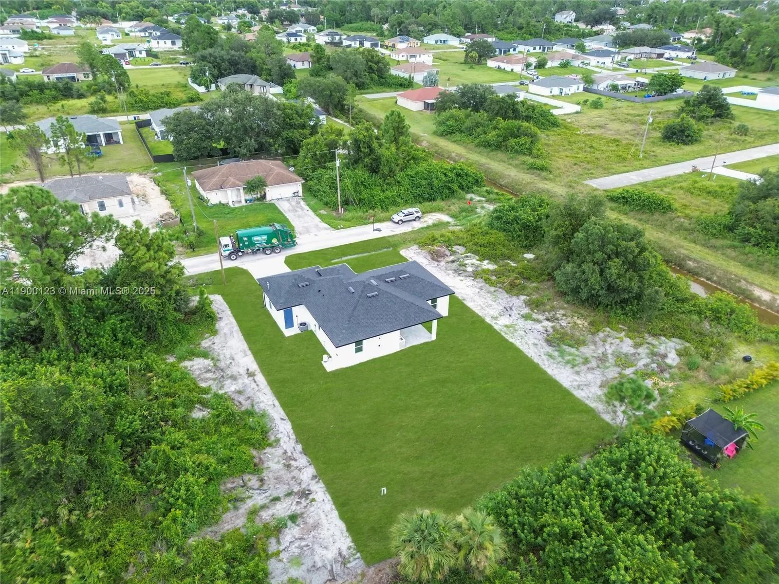 3803 SW 6th St, Lehigh Acres, FL 33976 photo 3
