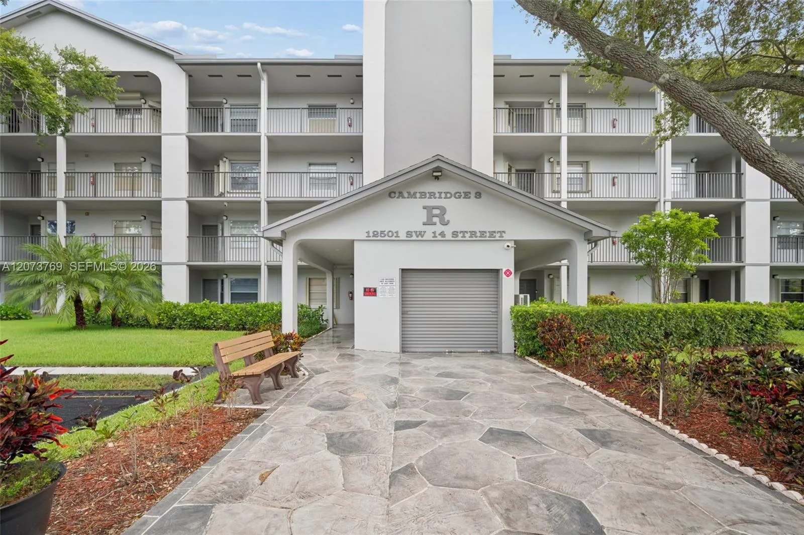 12501 SW 14th St # 401R, Pembroke Pines, FL 33027