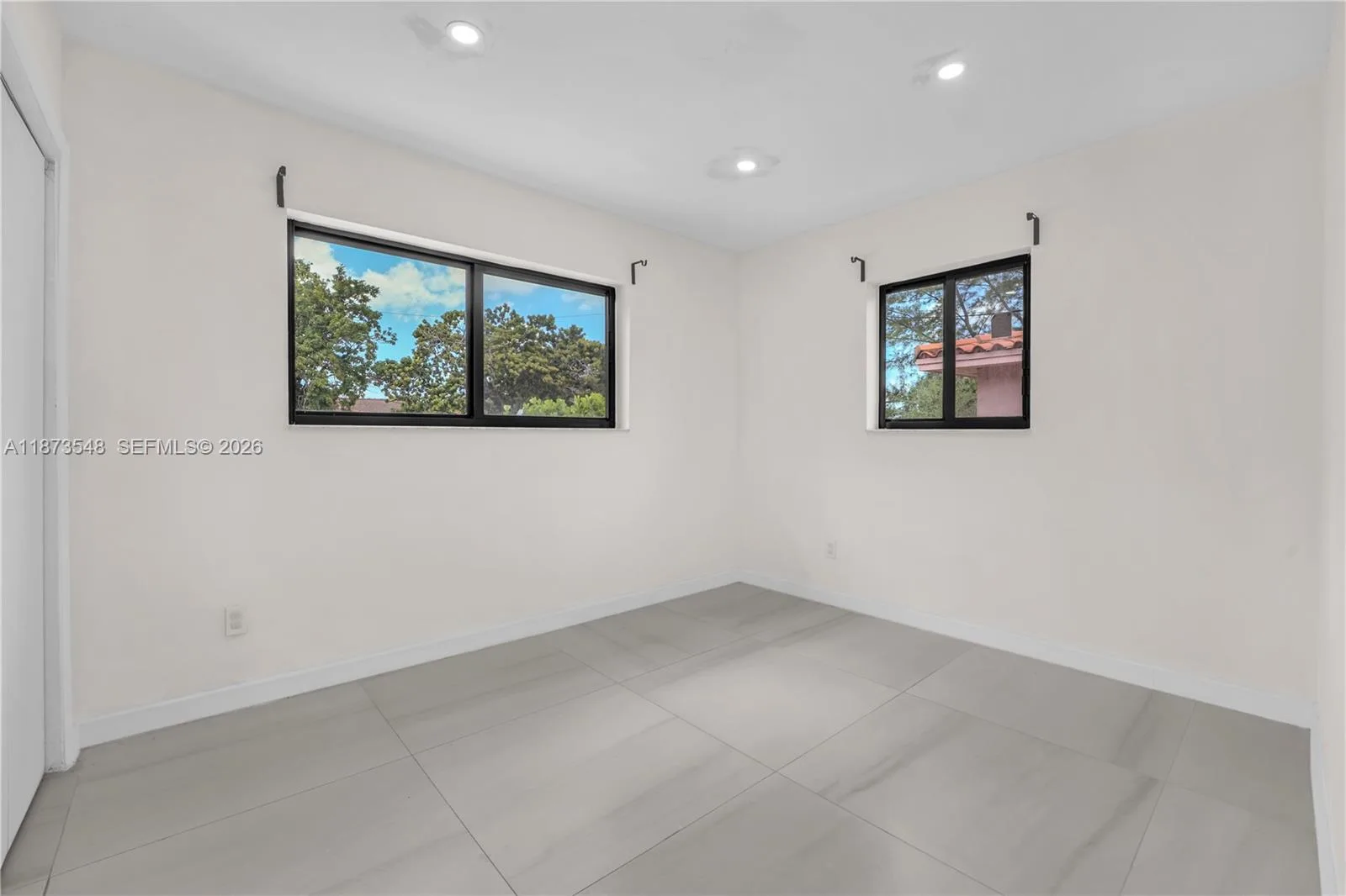621 SW 33RD AVENUE, Miami, FL 33135 photo 9