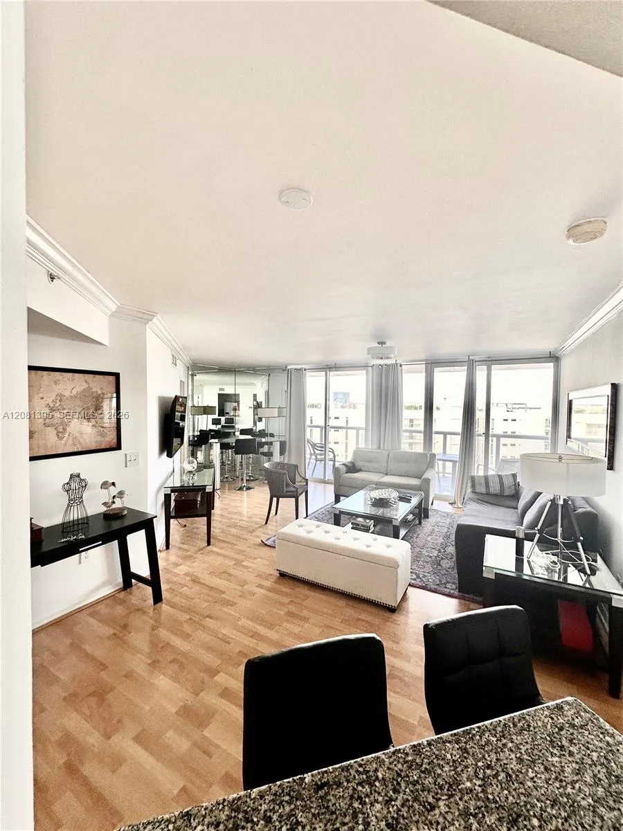6301 Collins Ave # 806, Miami Beach, FL 33141