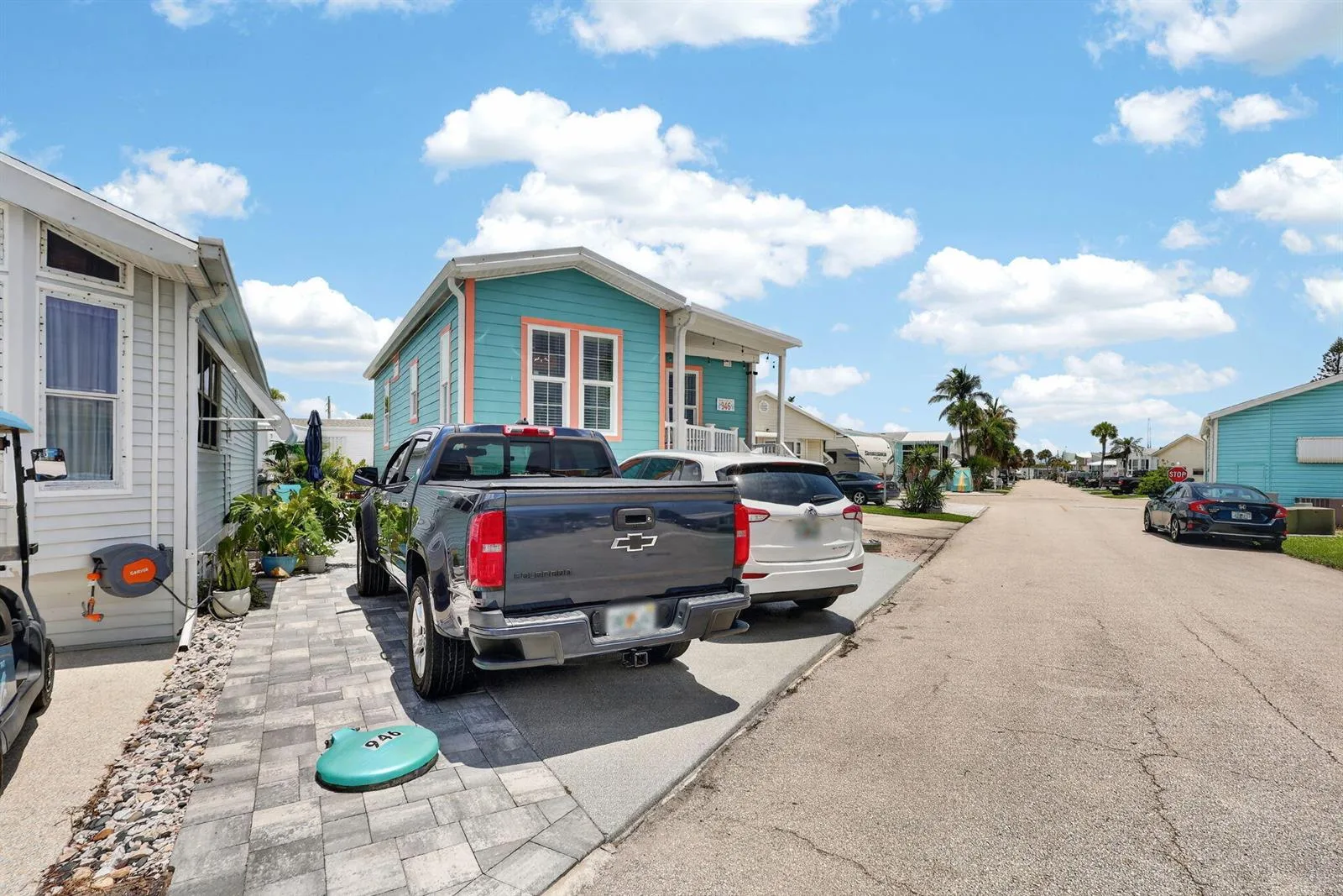 946 Nettles Boulevard, Jensen Beach, FL 34957 photo 2