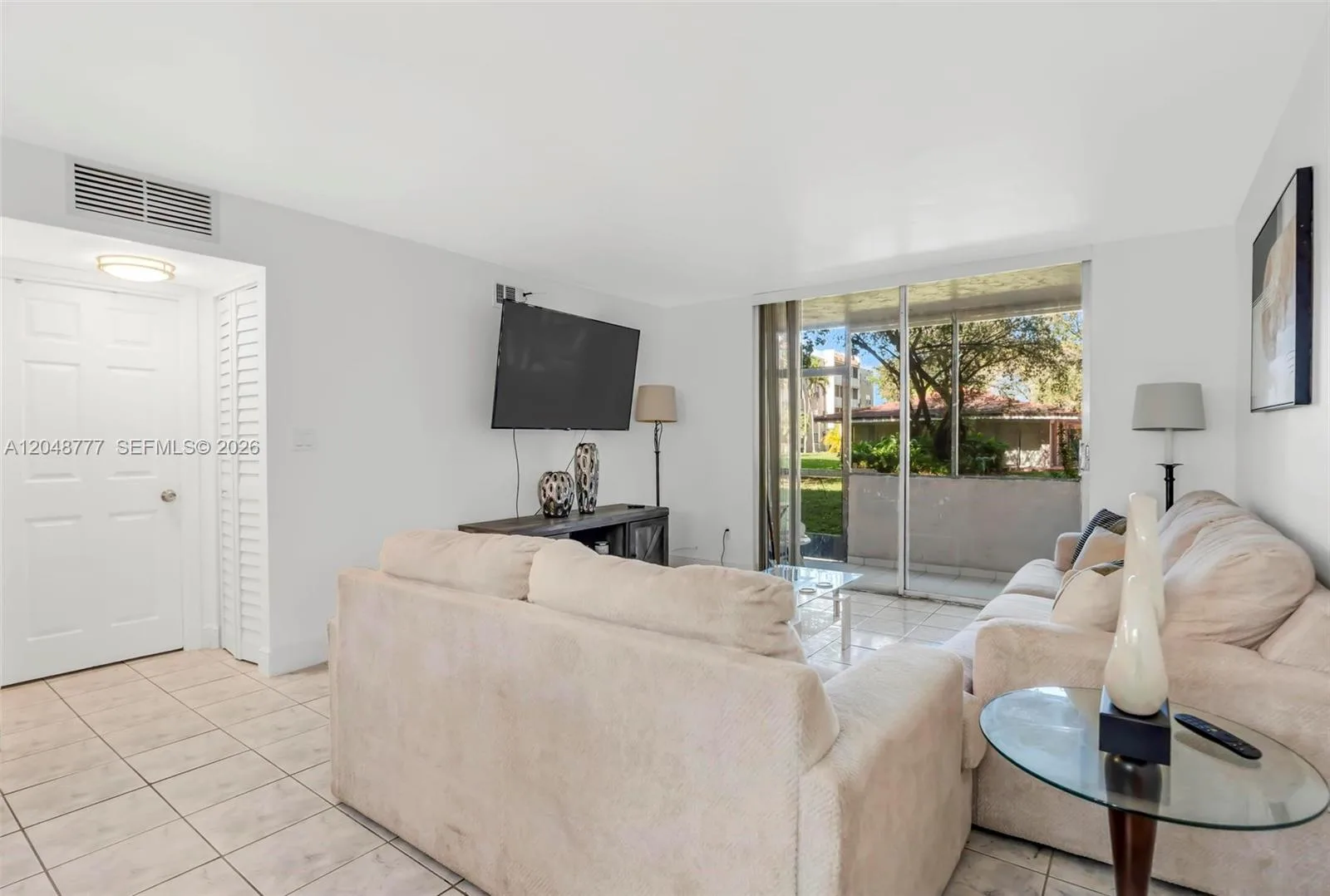 8501 NW 8th St # 110, Miami, FL 33126 photo 9
