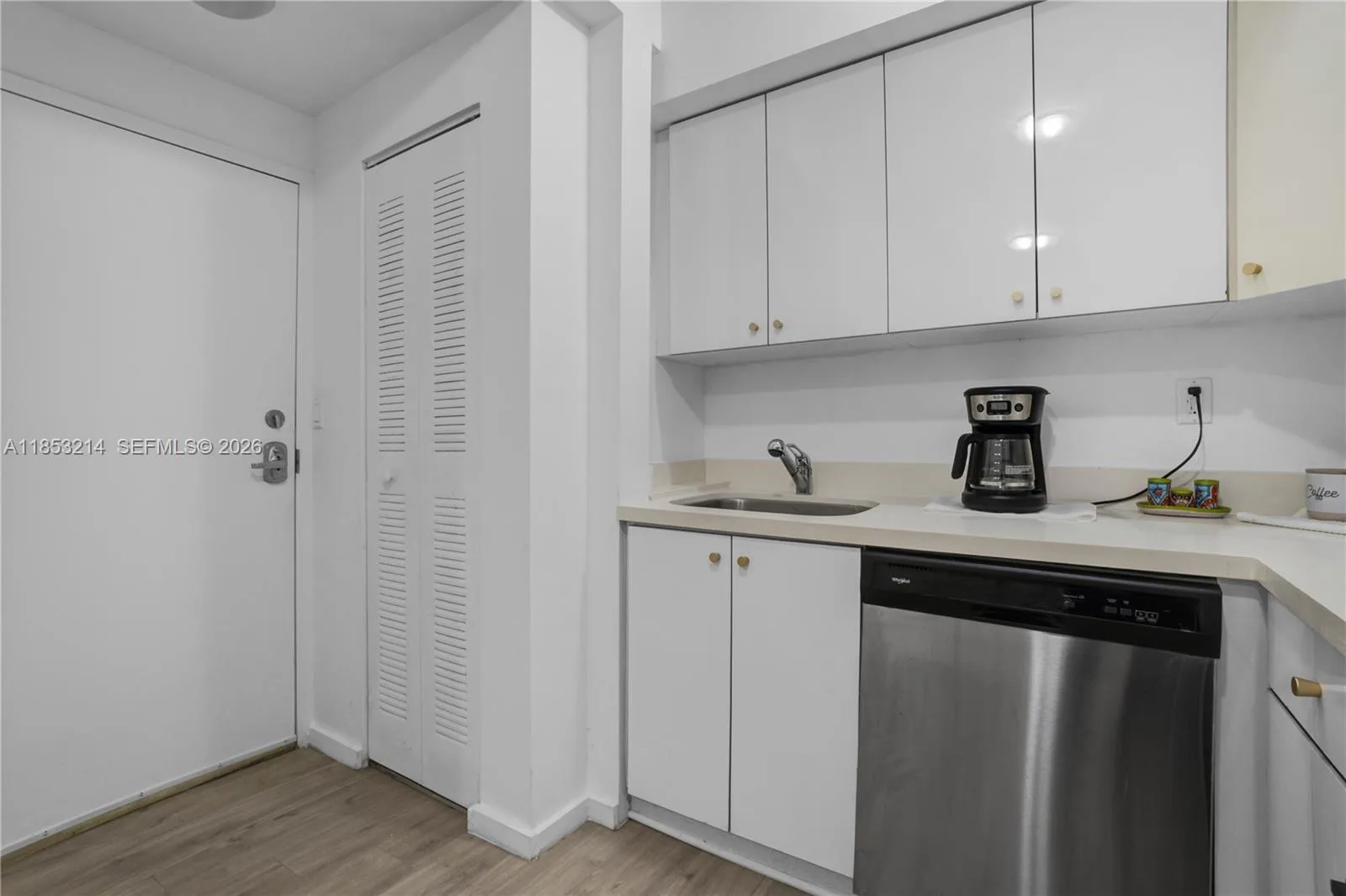 810 7th St # 107, Miami Beach, FL 33139 photo 10