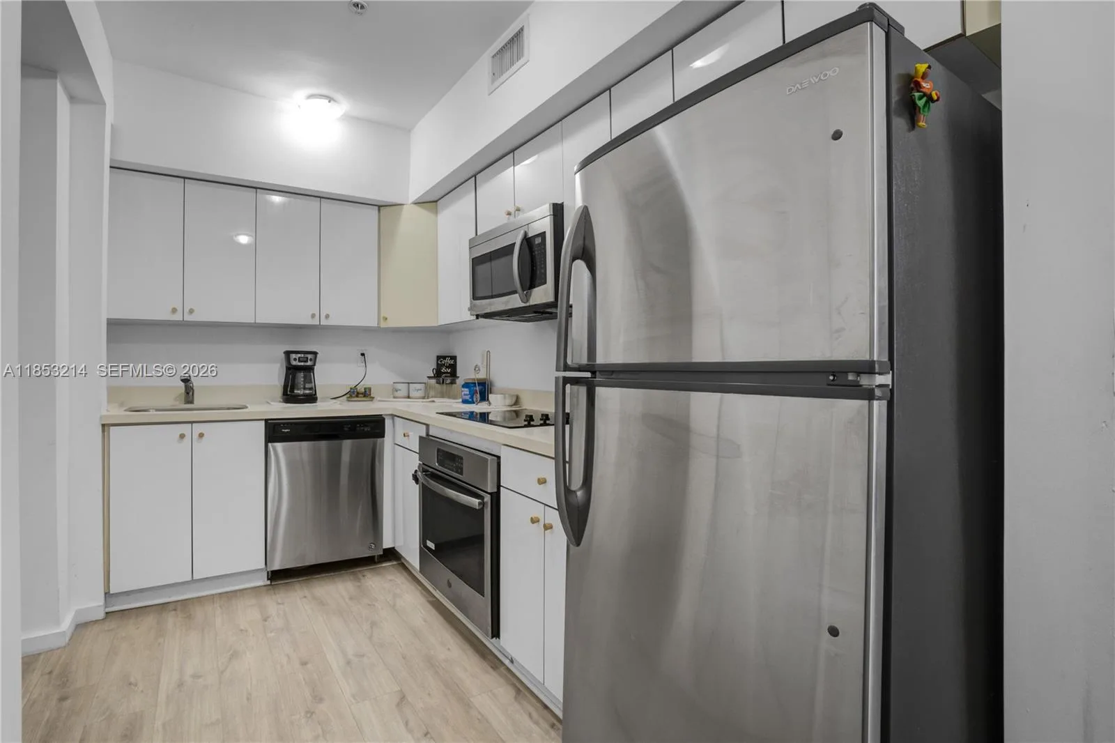 810 7th St # 107, Miami Beach, FL 33139 photo 12
