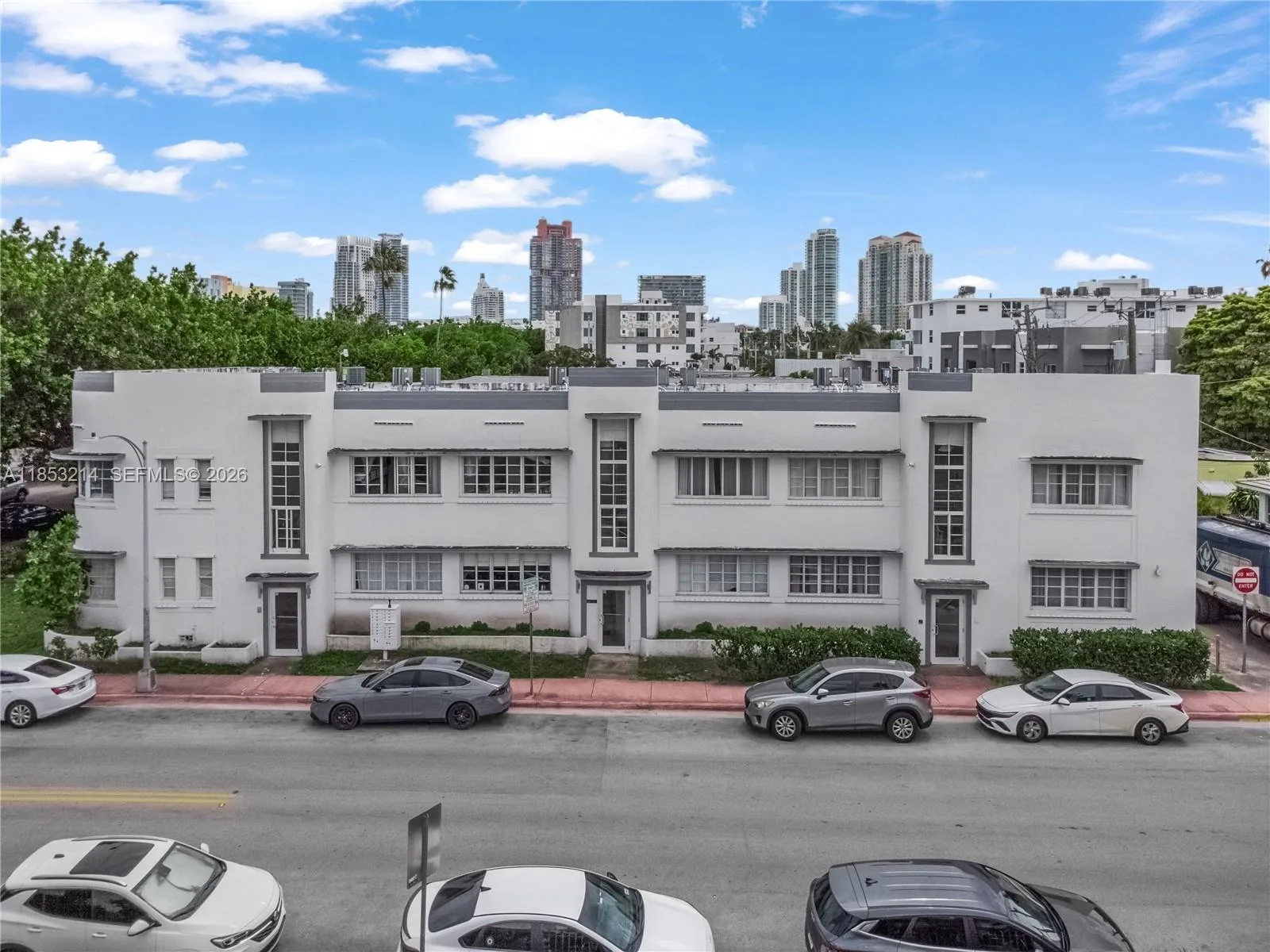 810 7th St # 107, Miami Beach, FL 33139 photo 3