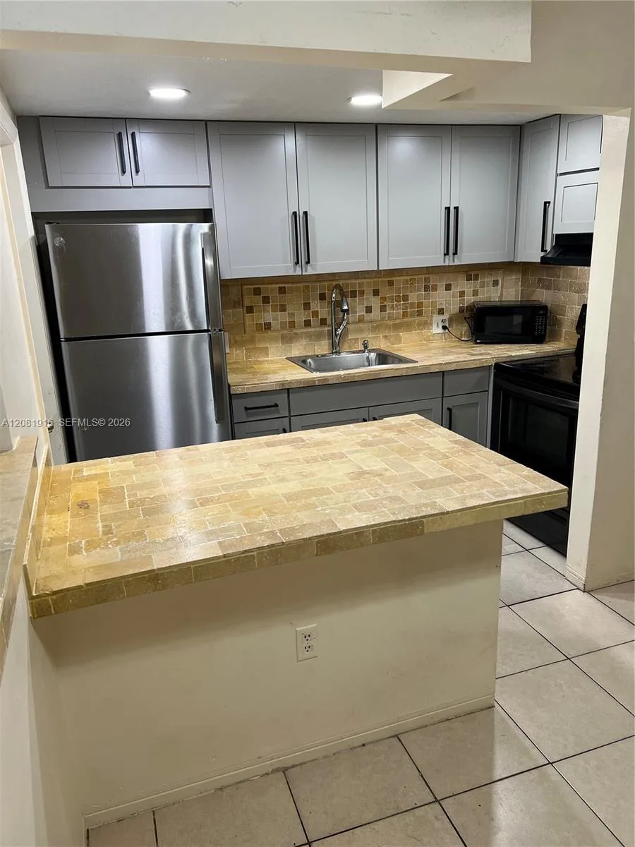 1515 NE 125th Ter # 407, North Miami, FL 33161