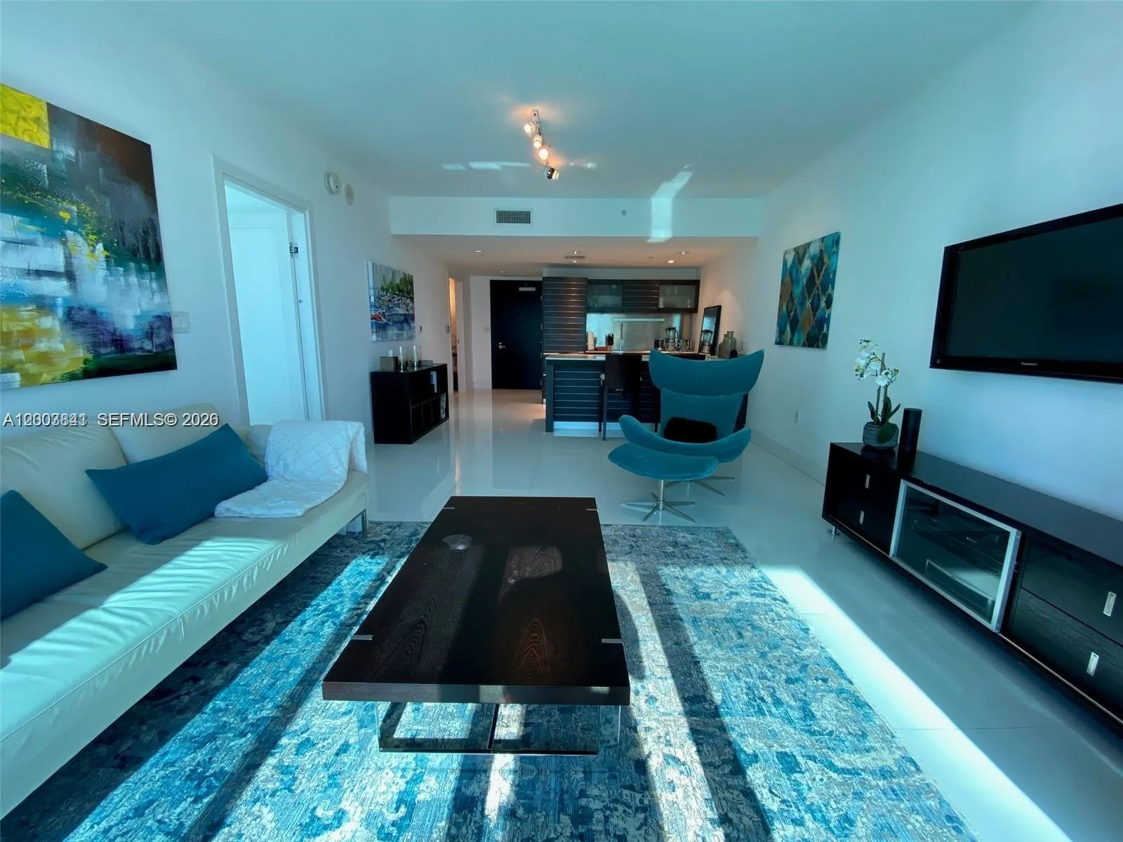 200 Biscayne Boulevard Way # 4011, Miami, FL 33131