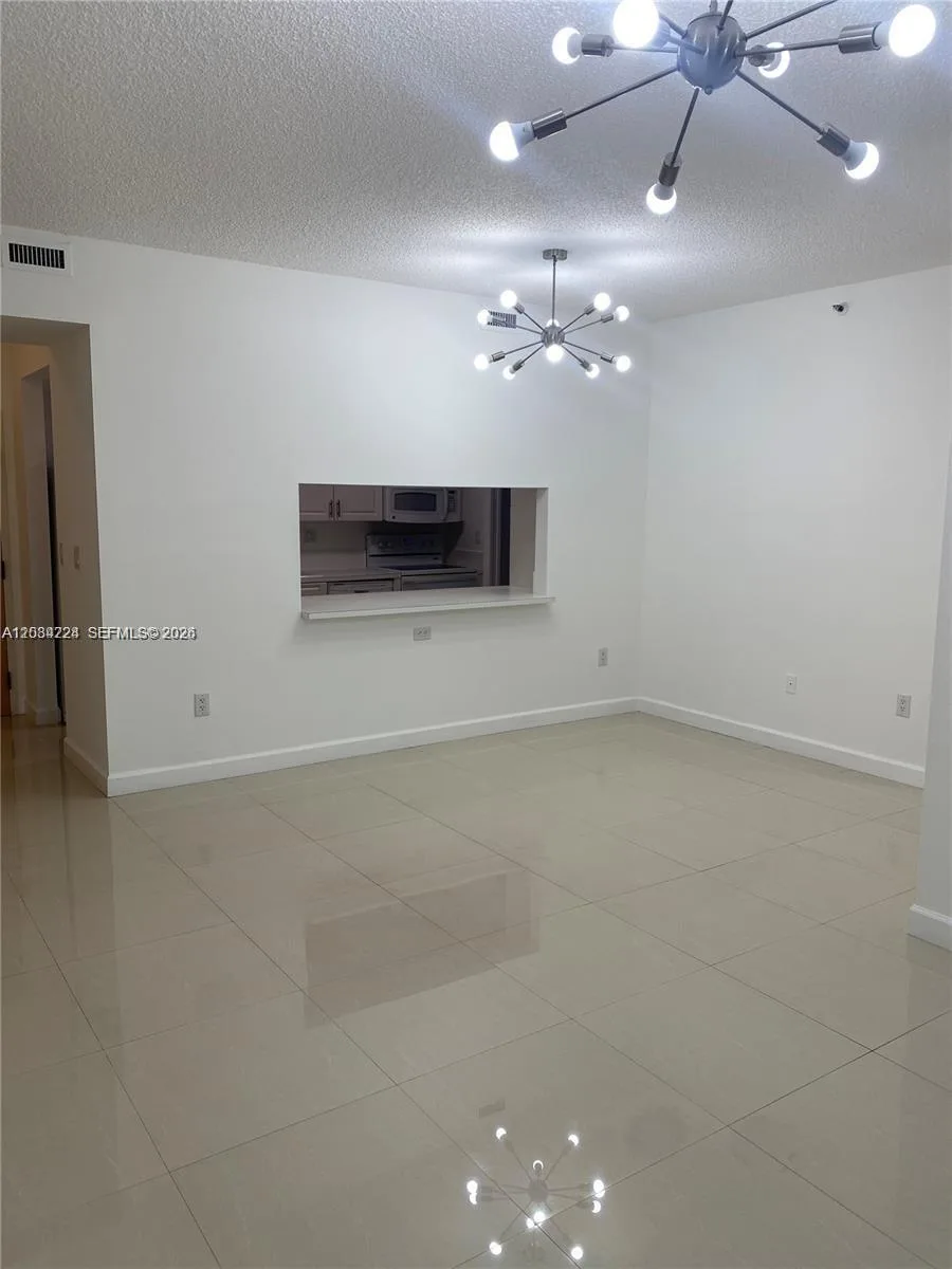 9805 NW 52nd St # 207, Doral, FL 33178