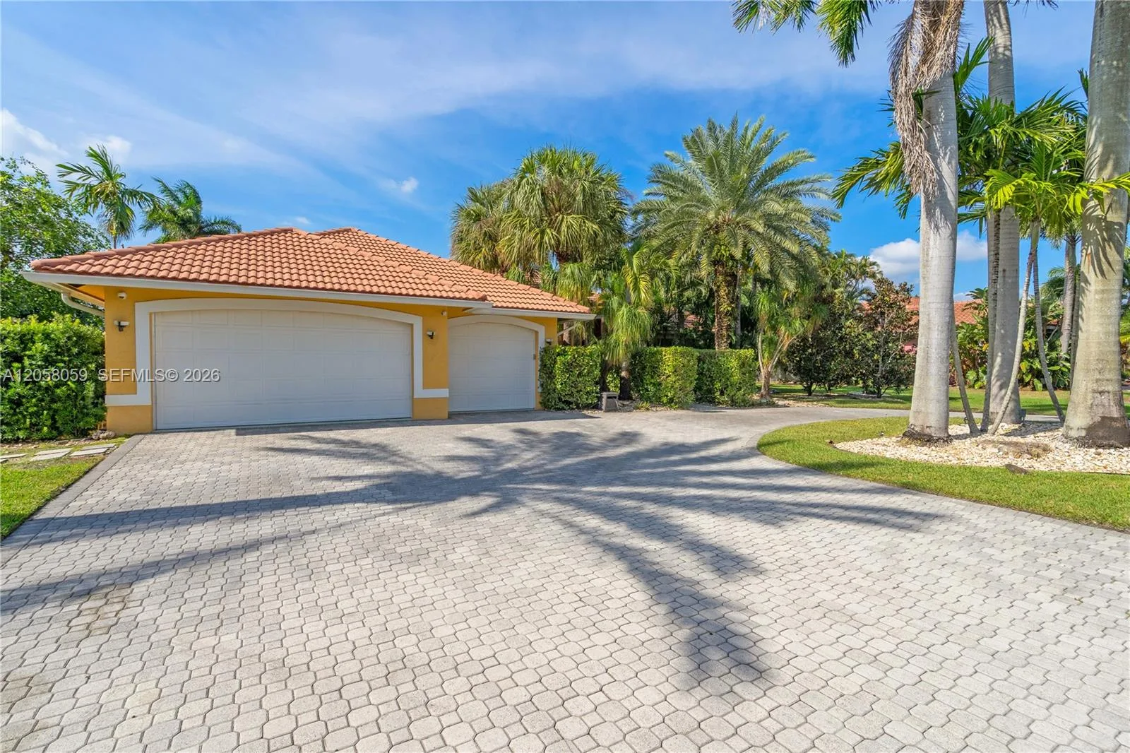 2161 SW 131st Ter, Davie, FL 33325 photo 7