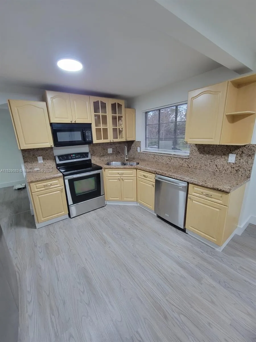 434 SW 2nd street, Ocala, FL 34471 photo 4