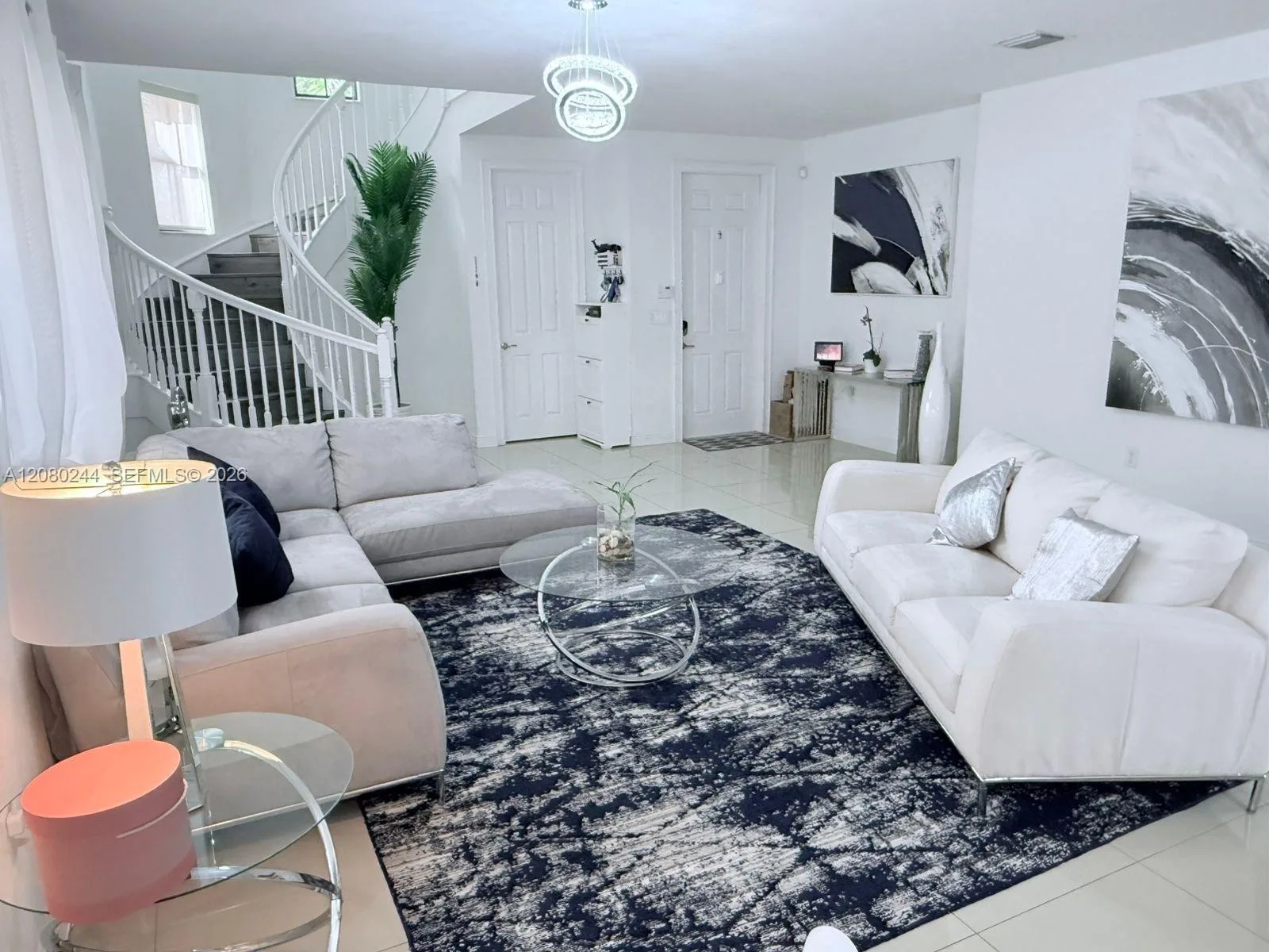 9907 NW 87th Ter, Doral, FL 33178