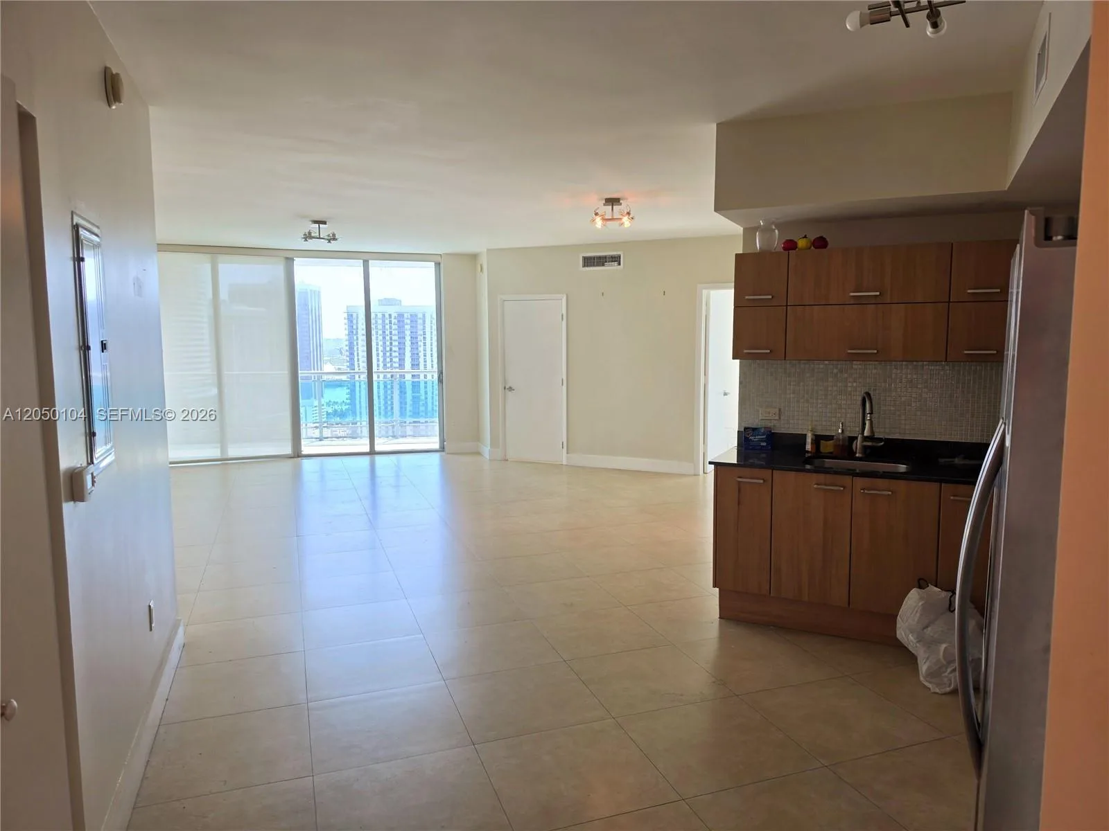 350 S Miami Ave # 3201, Miami, FL 33130 photo 3