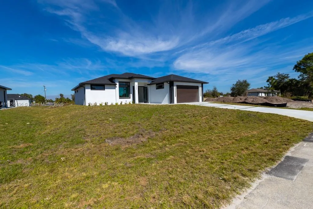 3224 58th ST W,, Lehigh Acres, FL 33971 photo 2
