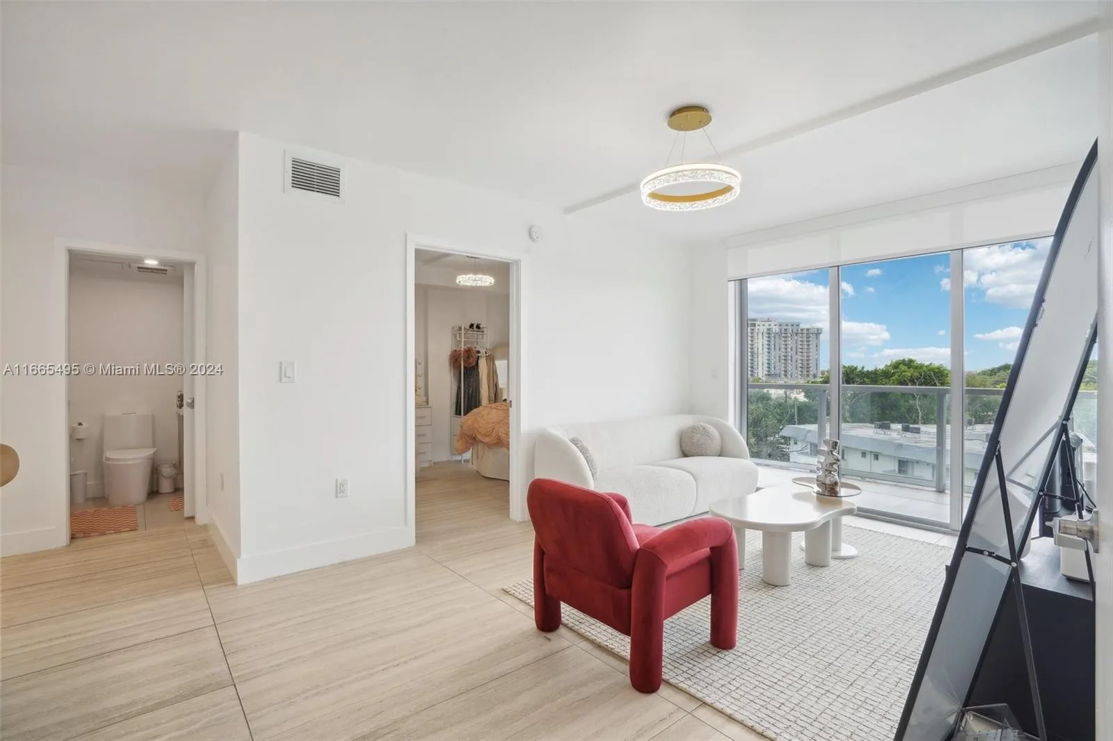 13800 Highland Dr # 503, North Miami Beach, FL 33181 photo 5