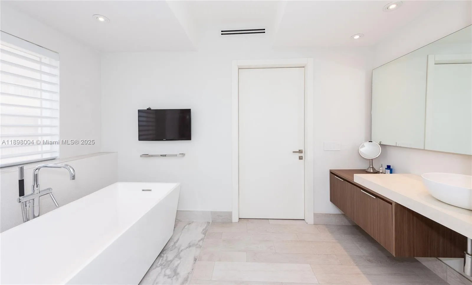 785 Crandon Blvd # 1106, Key Biscayne, FL 33149 photo 13