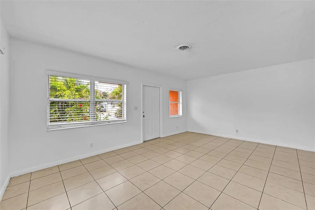 1218 NW 6TH Avenue, Fort Lauderdale, FL 33311 photo 7