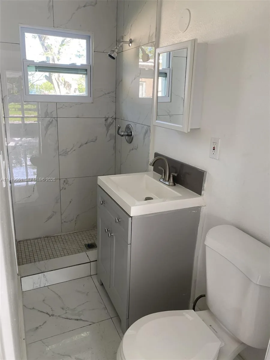 6045 Buchanan St # 1, Hollywood, FL 33024 photo 3