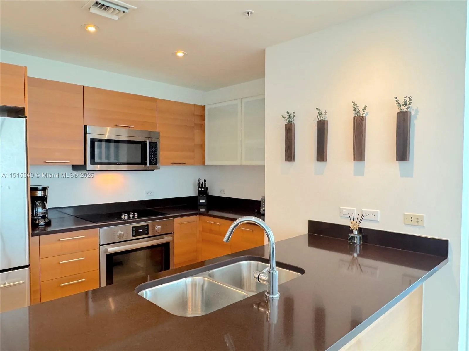 3301 NE 1st Ave # H3001, Miami, FL 33137 photo 12