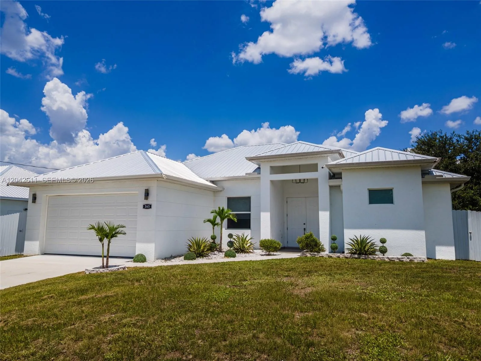 365 Ranier Ave, Lehigh Acres, FL 33974 photo 4