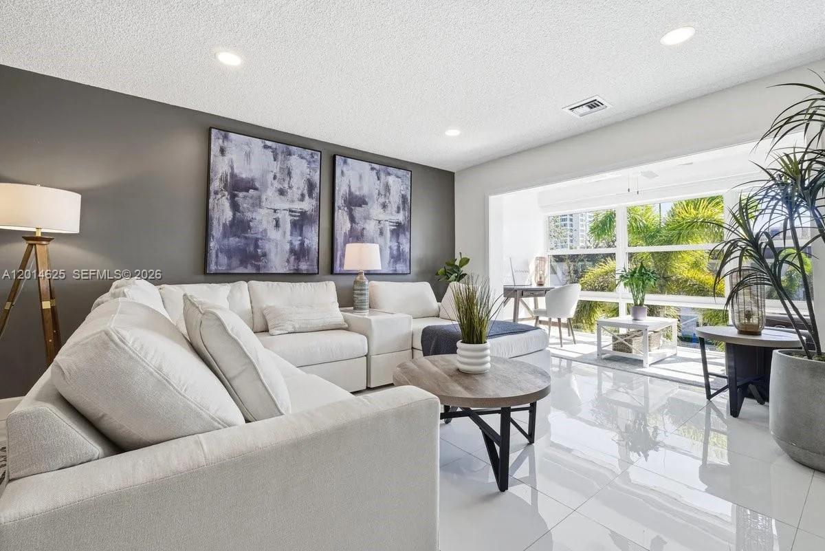 1501 S Ocean Blvd # 307, Lauderdale By The Sea, FL 33062