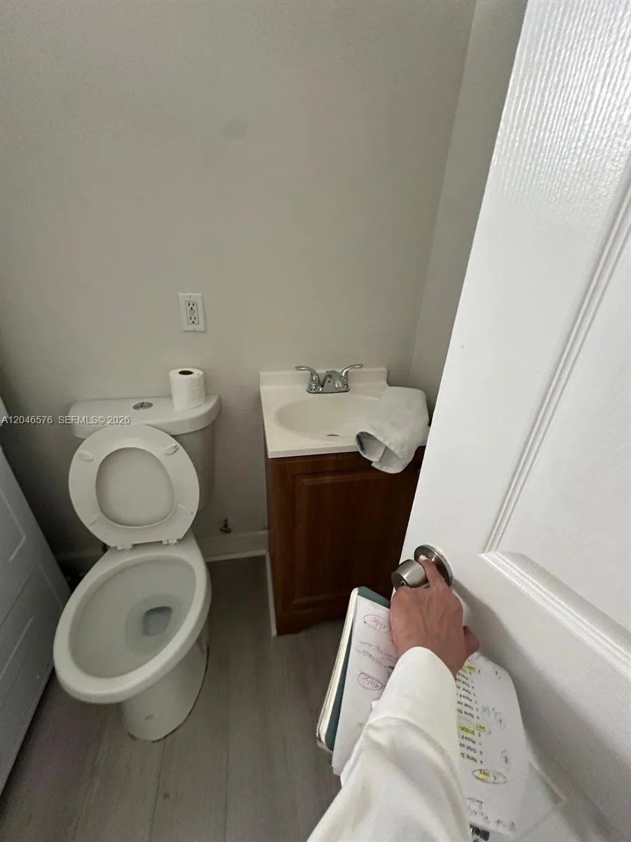 6805 SW 88th St # 8, Pinecrest, FL 33156 photo 8