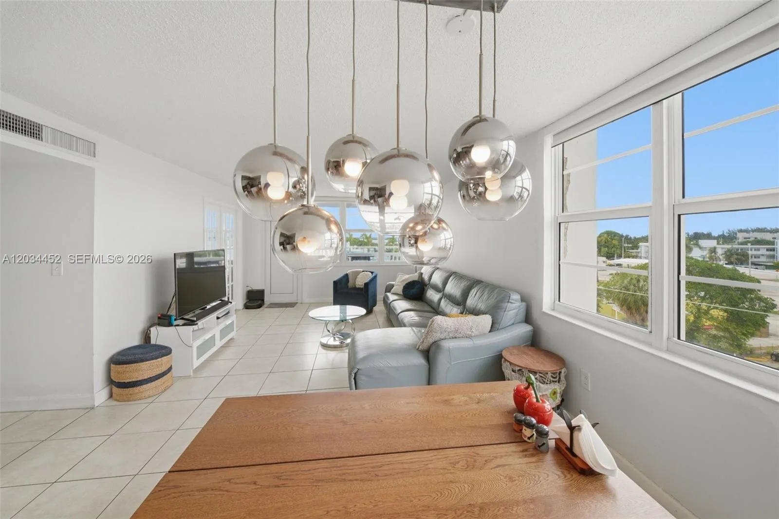 2016 Bay Dr # 504, Miami Beach, FL 33141 photo 4