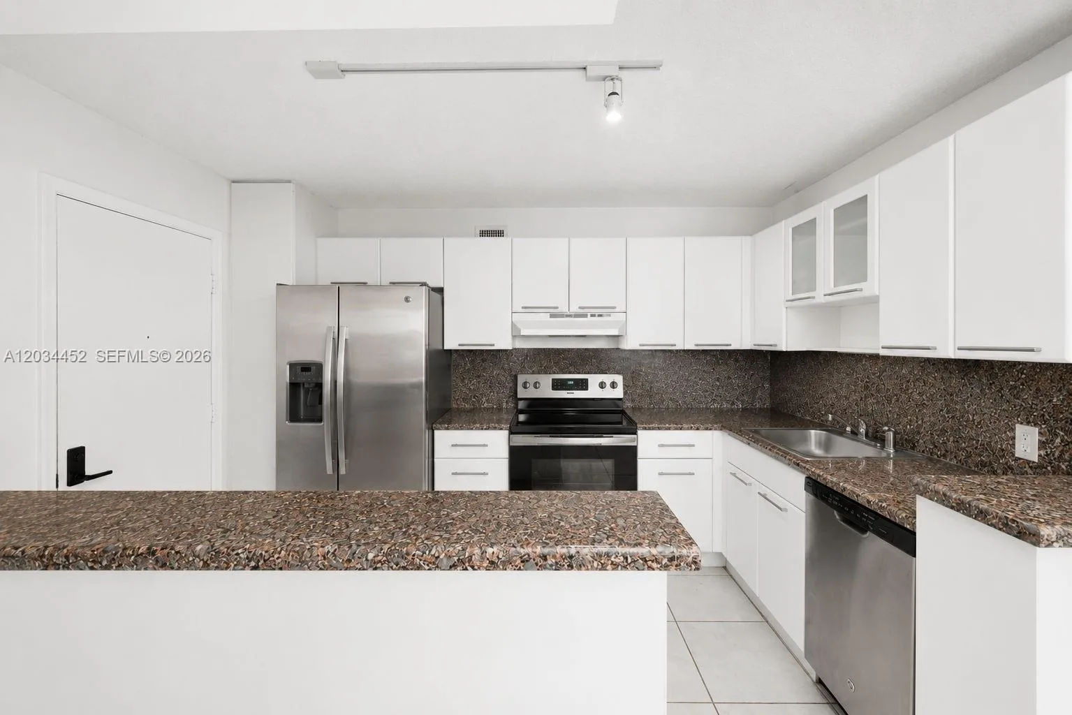 2016 Bay Dr # 504, Miami Beach, FL 33141 photo 7