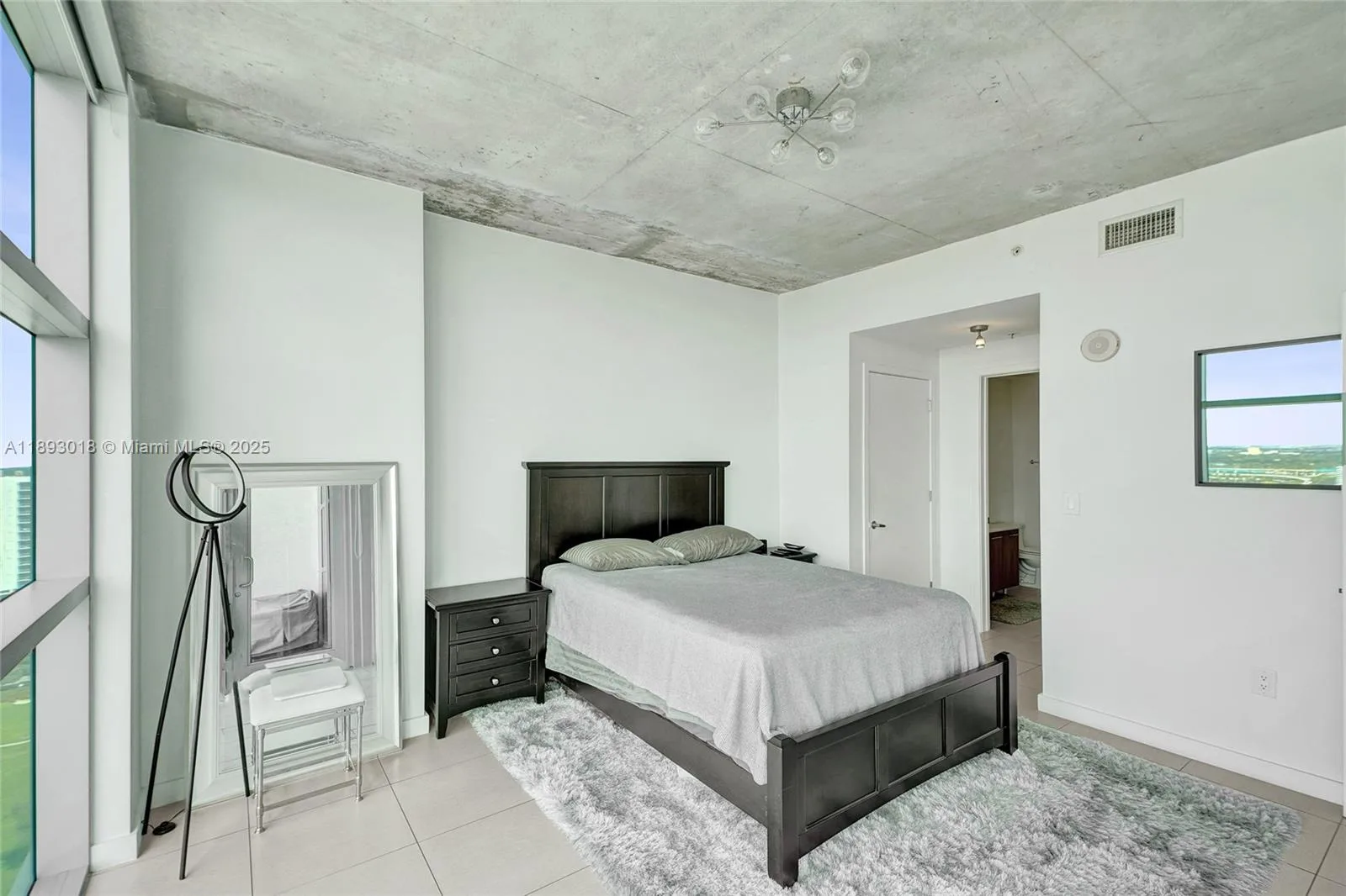 3301 NE 1st Ave # H2205, Miami, FL 33137 photo 8
