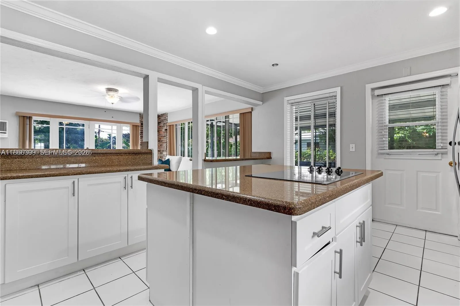 460 NW 88th Ter, El Portal, FL 33150 photo 10