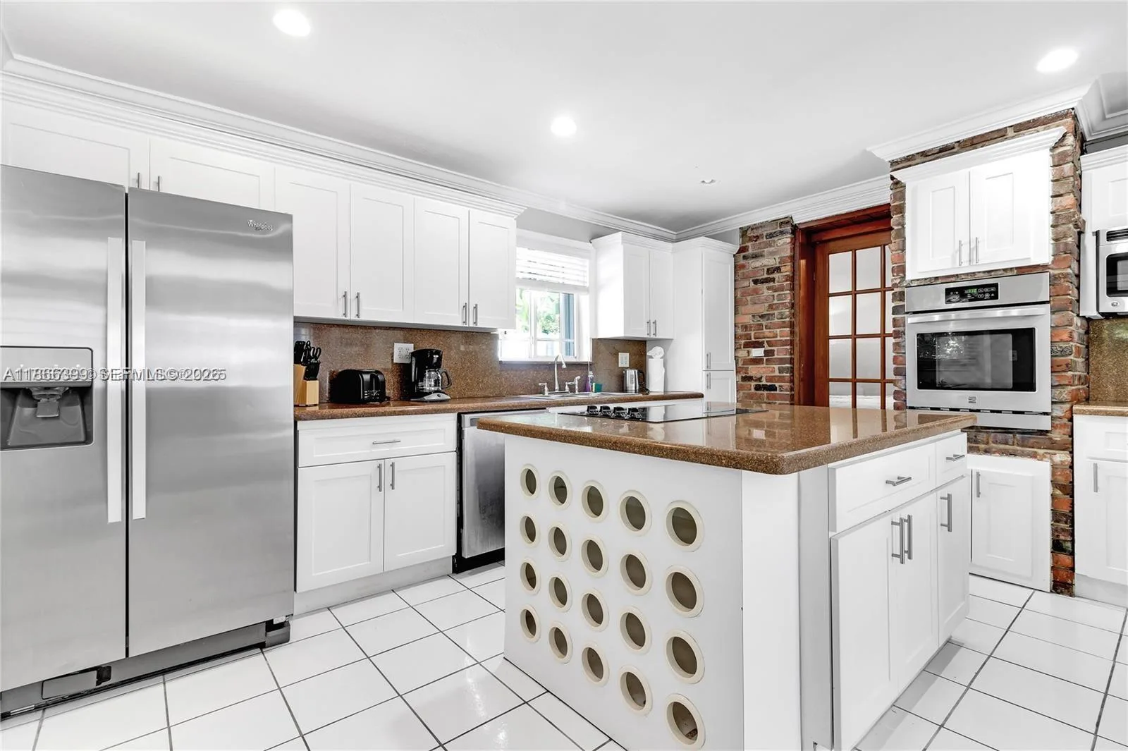 460 NW 88th Ter, El Portal, FL 33150 photo 8