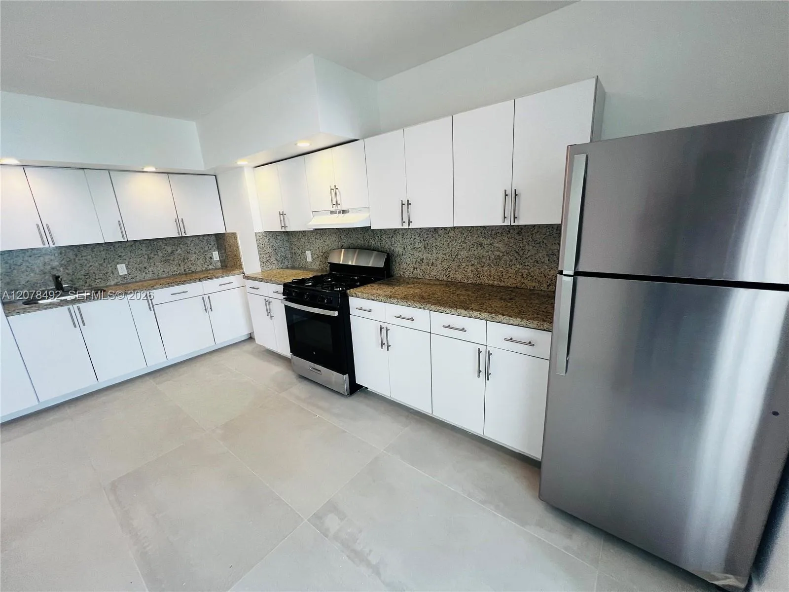 2045 Calais Dr # 6, Miami Beach, FL 33141 photo 7