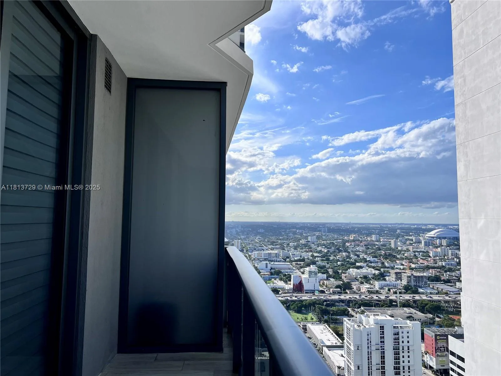 55 SW 9th St # 4109, Miami, FL 33130 photo 10