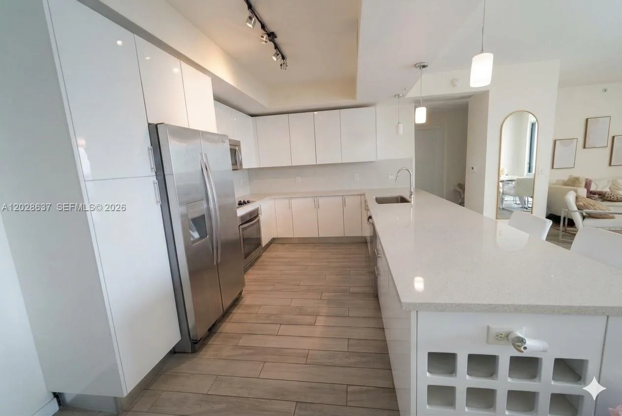999 SW 1st Ave # 2112, Miami, FL 33130 photo 3
