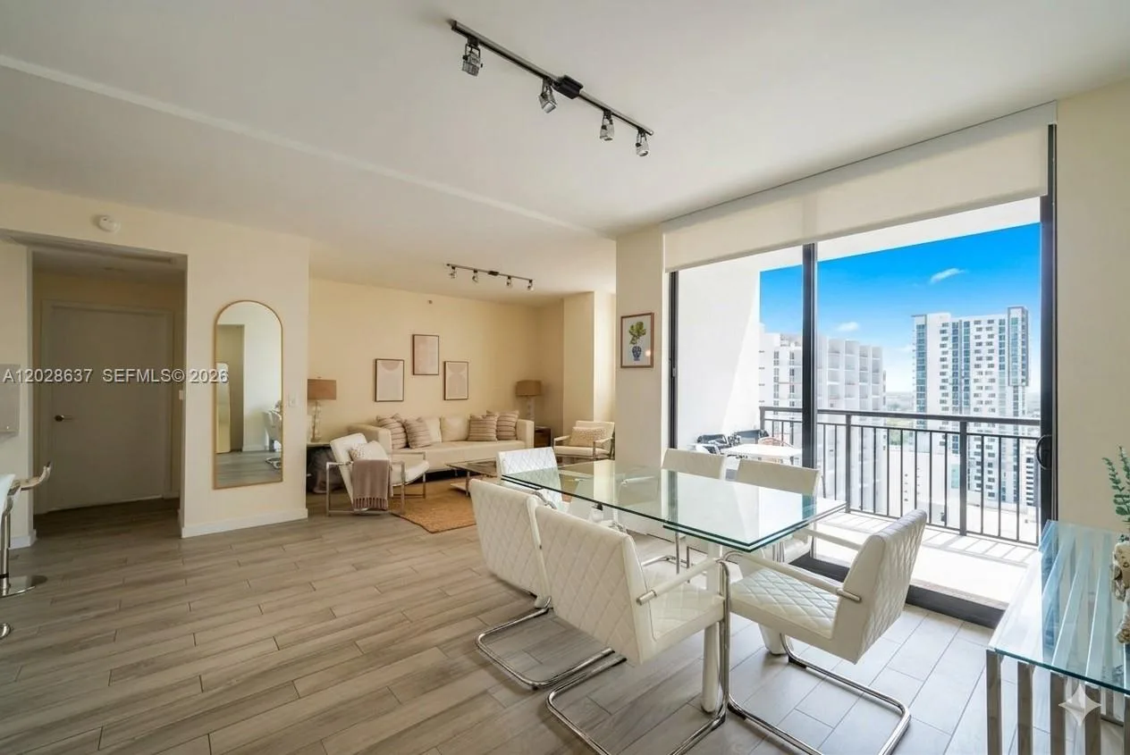 999 SW 1st Ave # 2112, Miami, FL 33130 photo 6