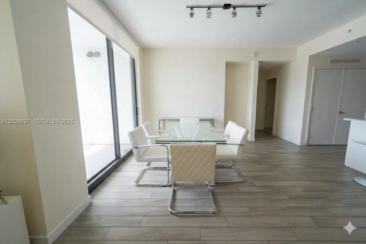 999 SW 1st Ave # 2112, Miami, FL 33130 photo 8