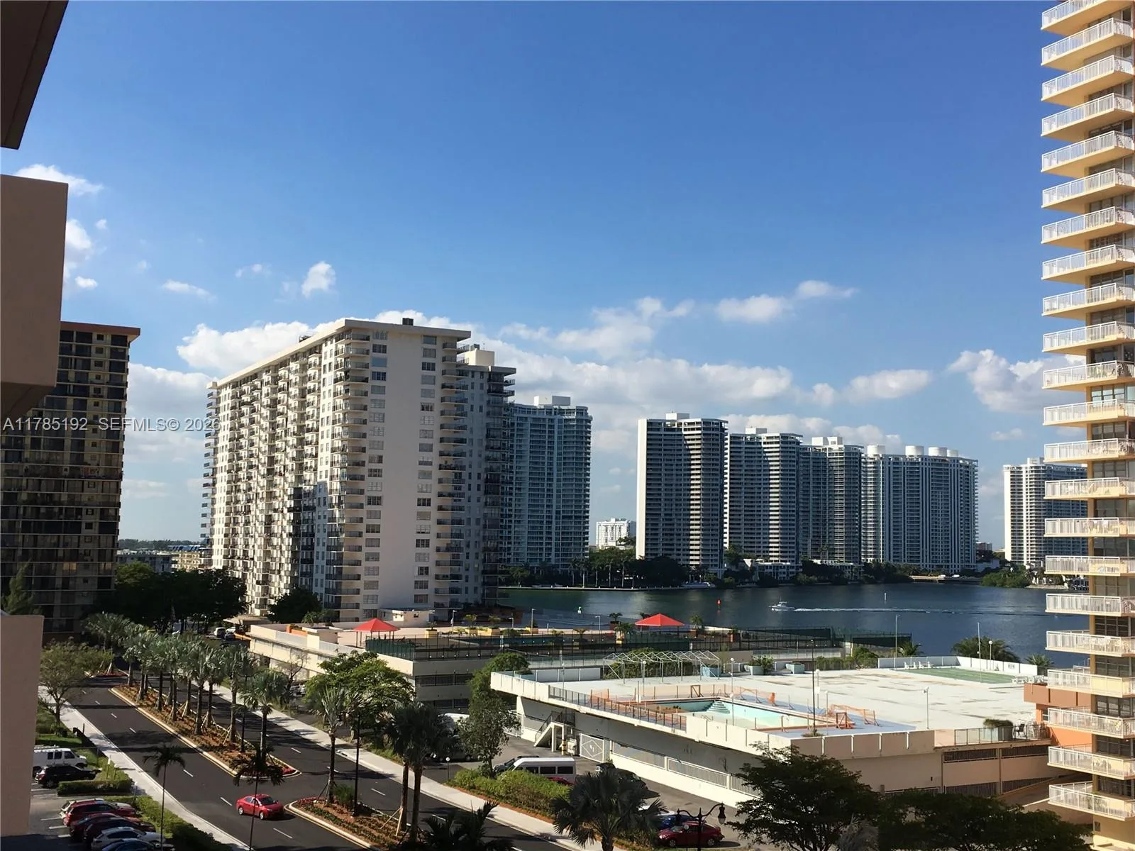 250 174th St # 706, Sunny Isles Beach, FL 33160 photo 4