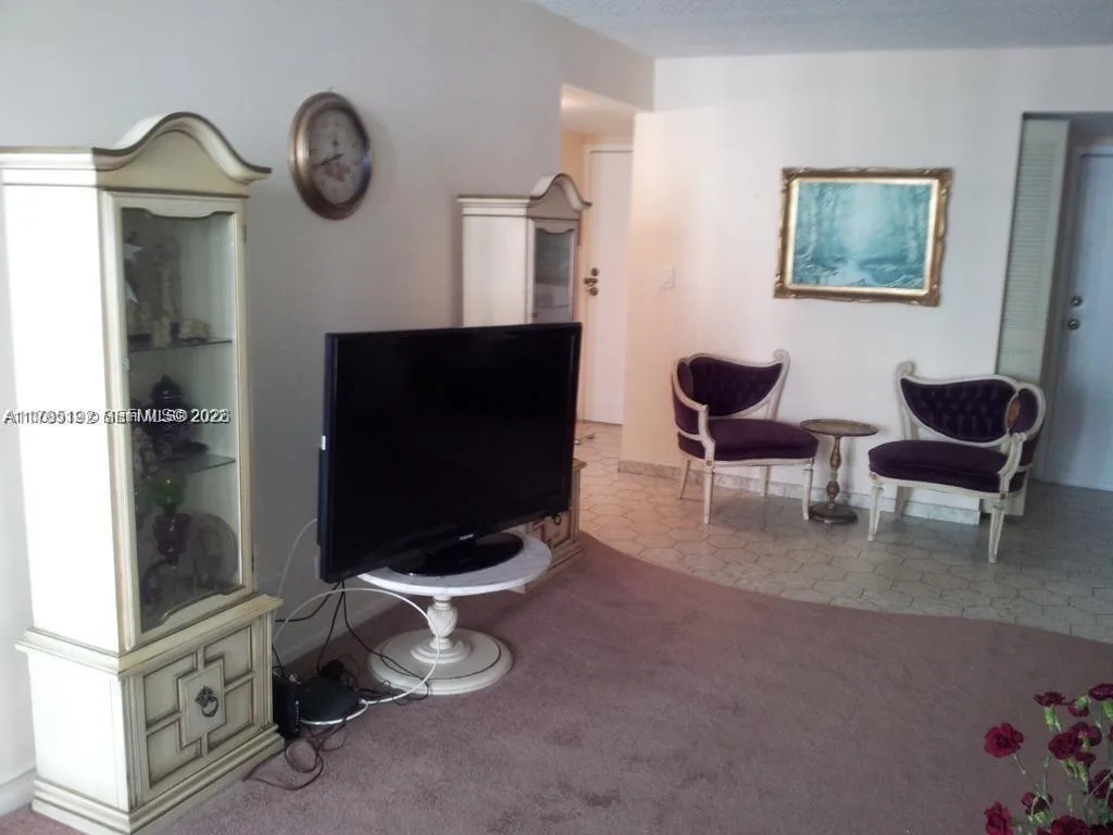 250 174th St # 706, Sunny Isles Beach, FL 33160 photo 9