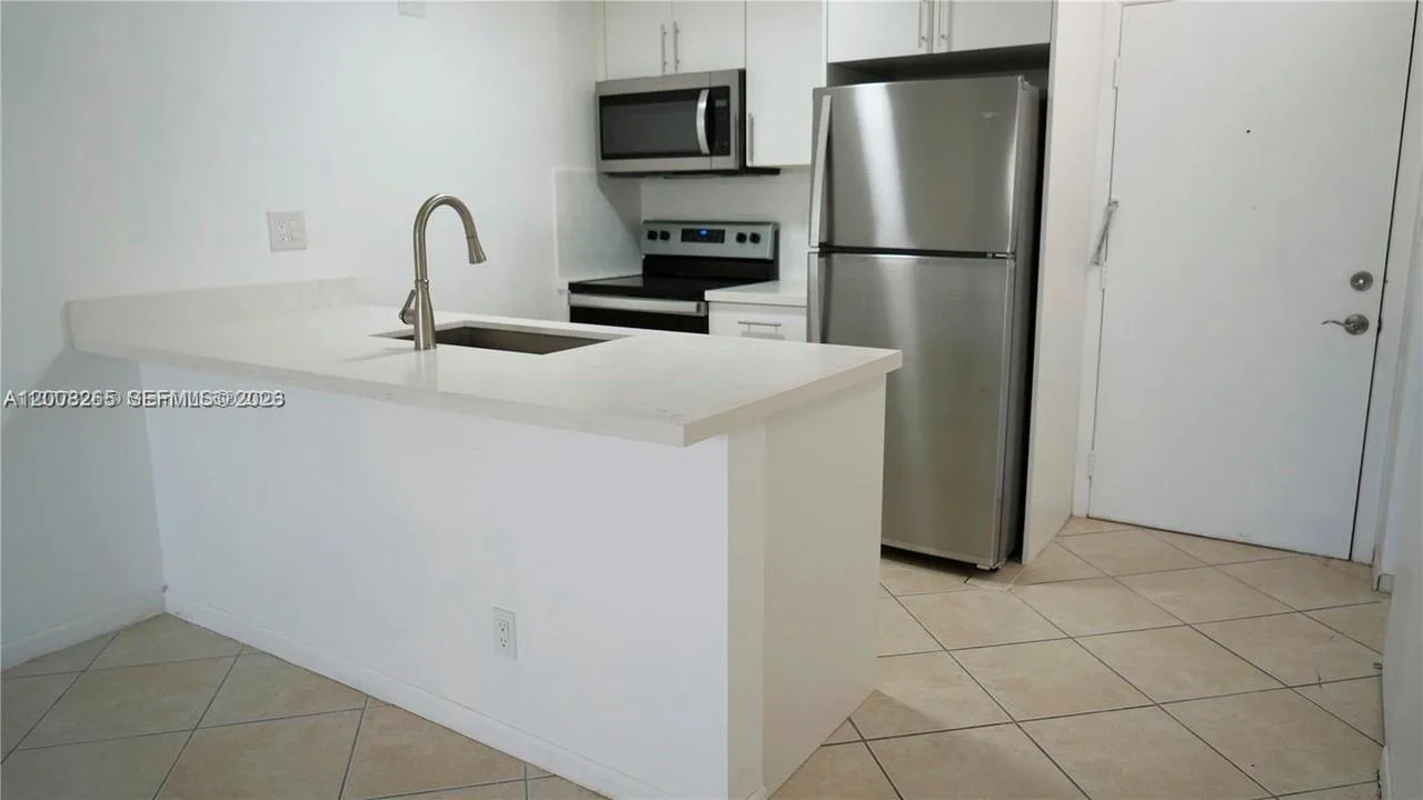 2771 Riverside Dr # 405-A, Coral Springs, FL 33065