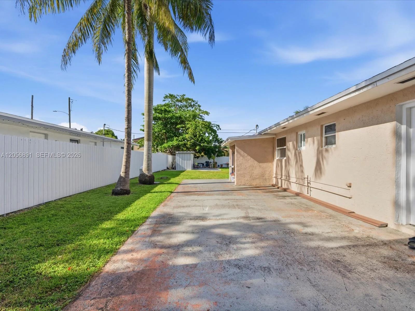 827 SW 3rd St, Florida City, FL 33034 photo 8
