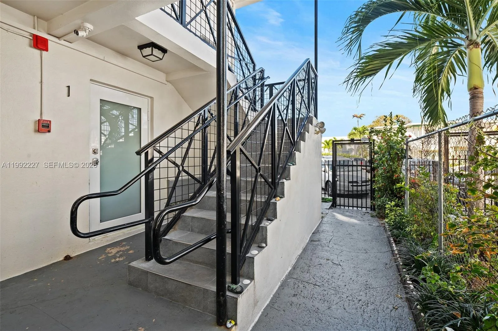 7315 Byron Ave # 10, Miami Beach, FL 33141 photo 9