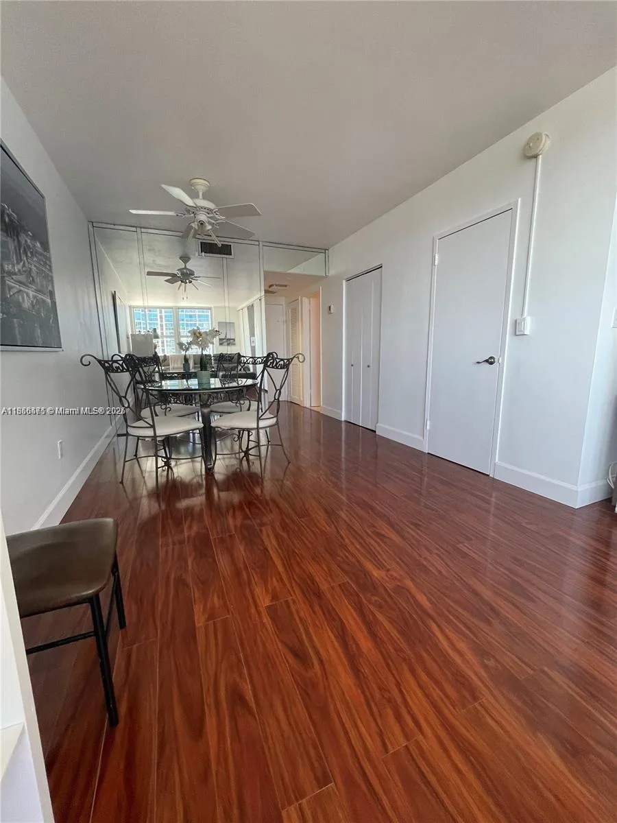 2899 Collins Ave # 1420, Miami Beach, FL 33140 photo 12
