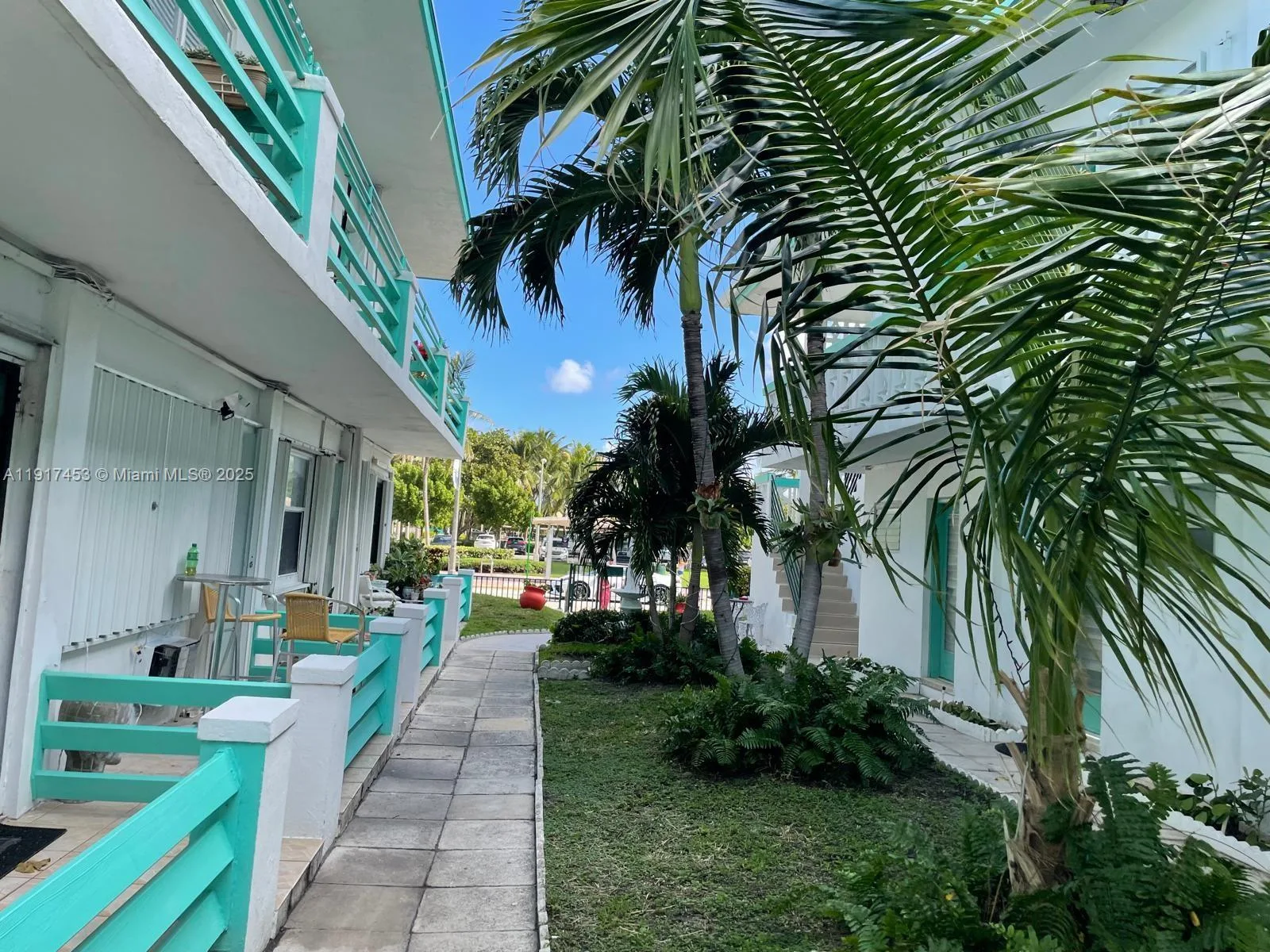 6490 Collins Ave # 5, Miami Beach, FL 33141 photo 2