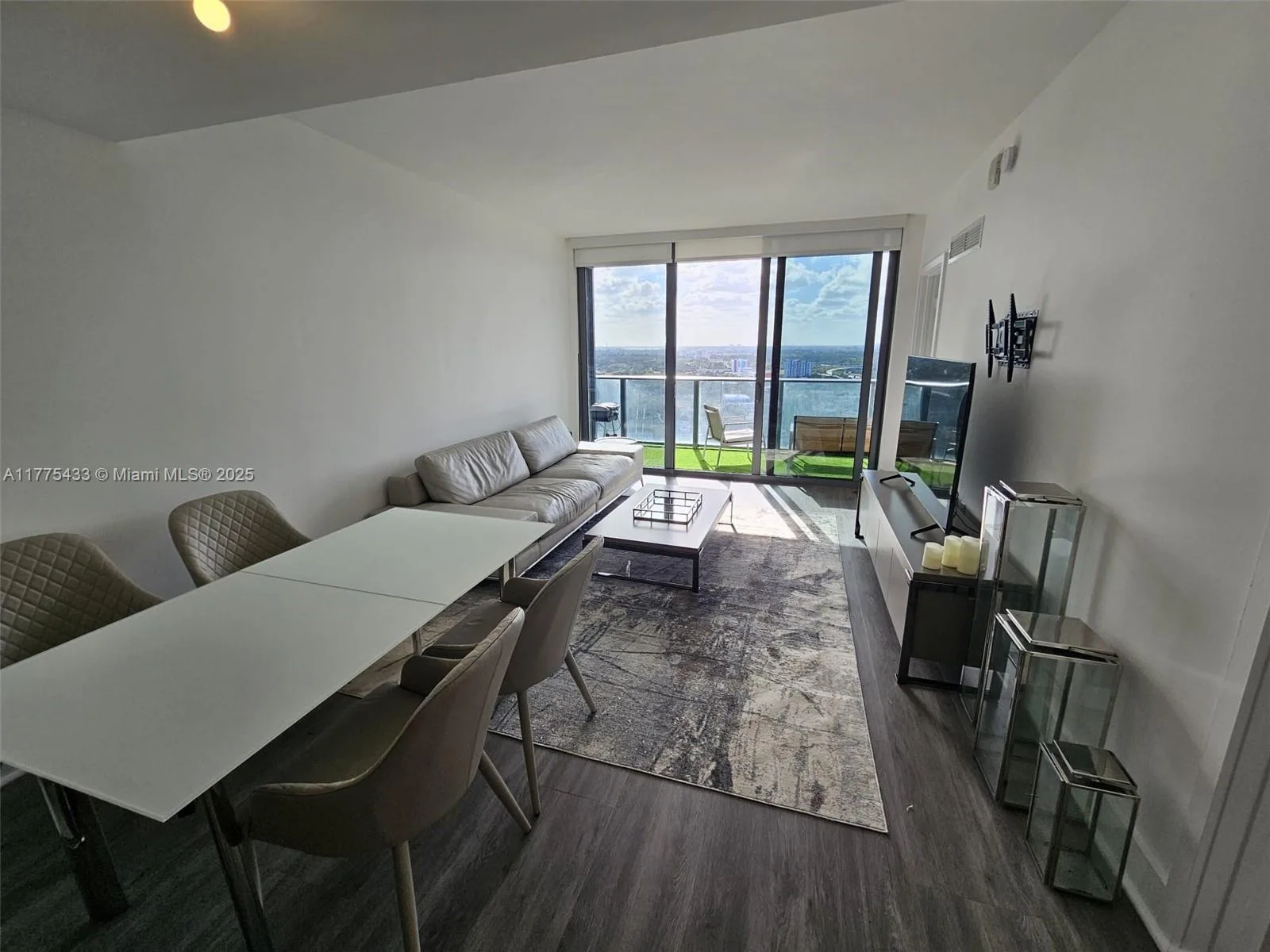 121 NE 34 ST # 2511, Miami, FL 33137 photo 9