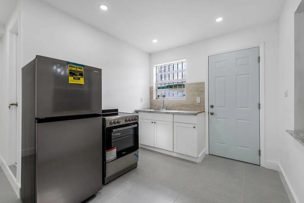 321 NW 21st Avenue # H, Miami, FL 33125 photo 3