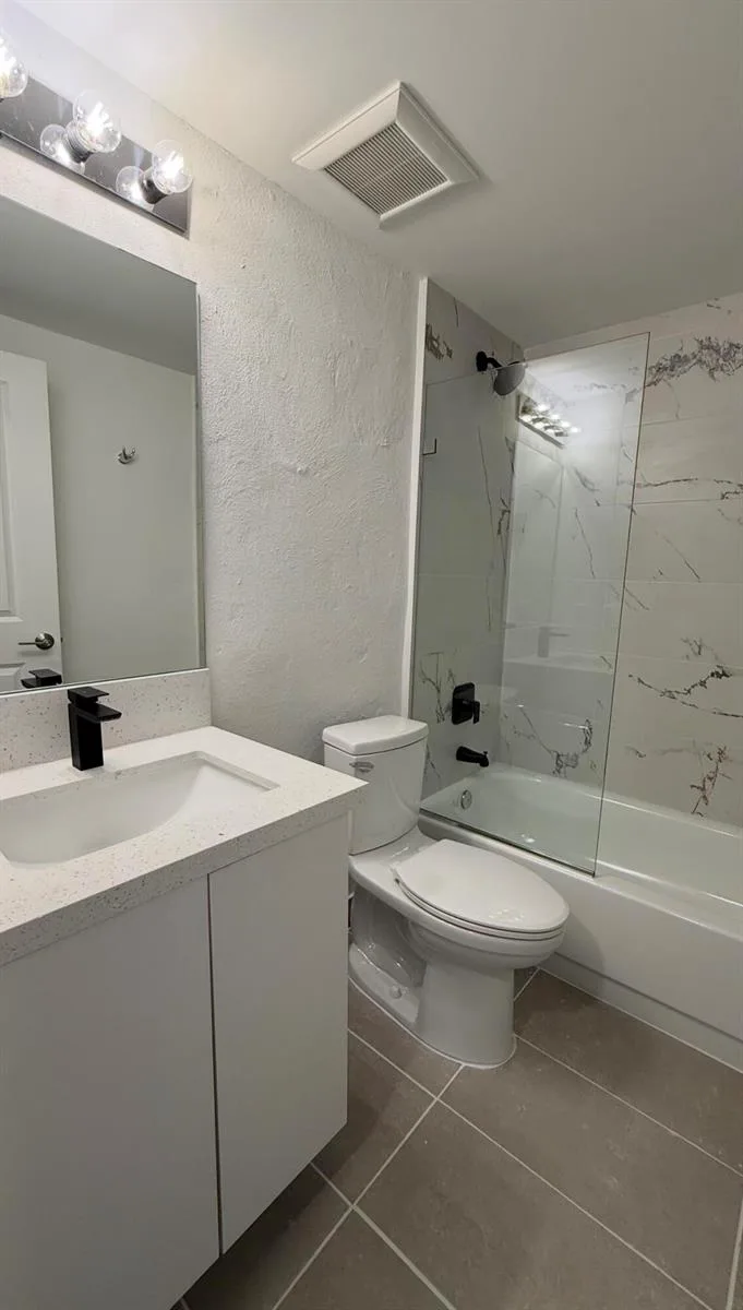 2511 Pierce Street # 3, Hollywood, FL 33020 photo 11