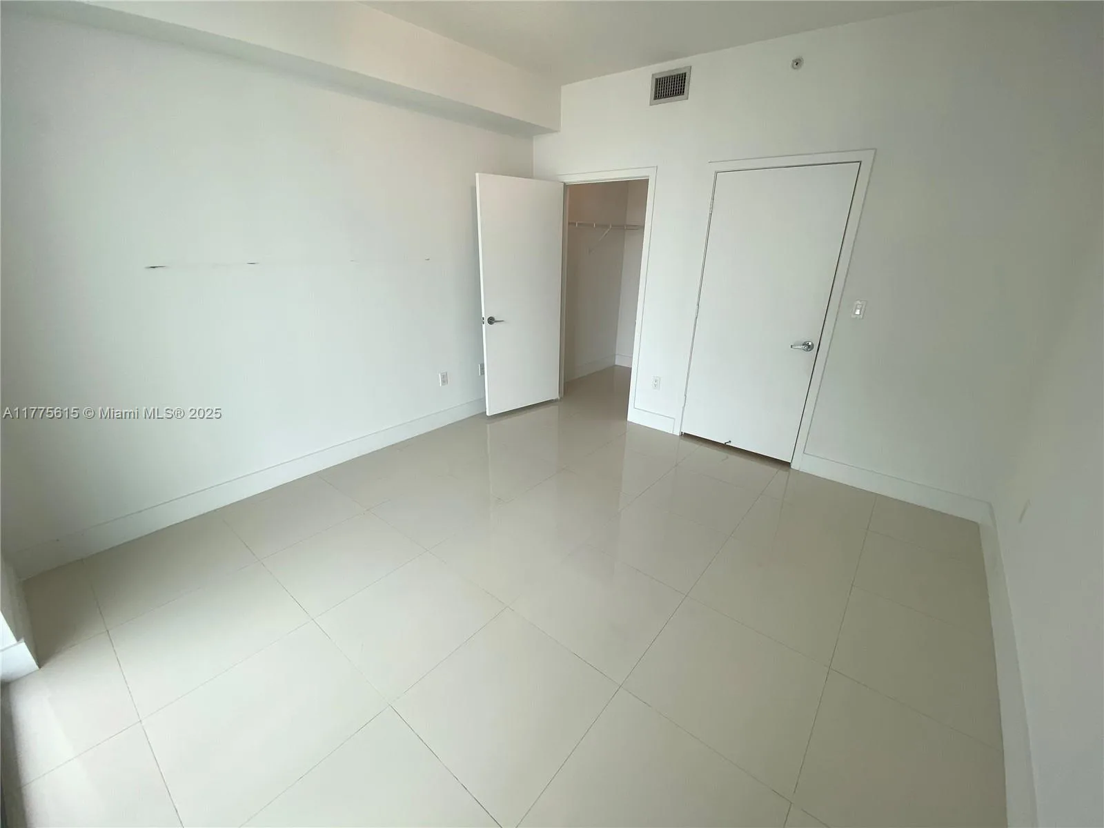 79 SW 12 ST # 3810-S, Miami, FL 33130 photo 10