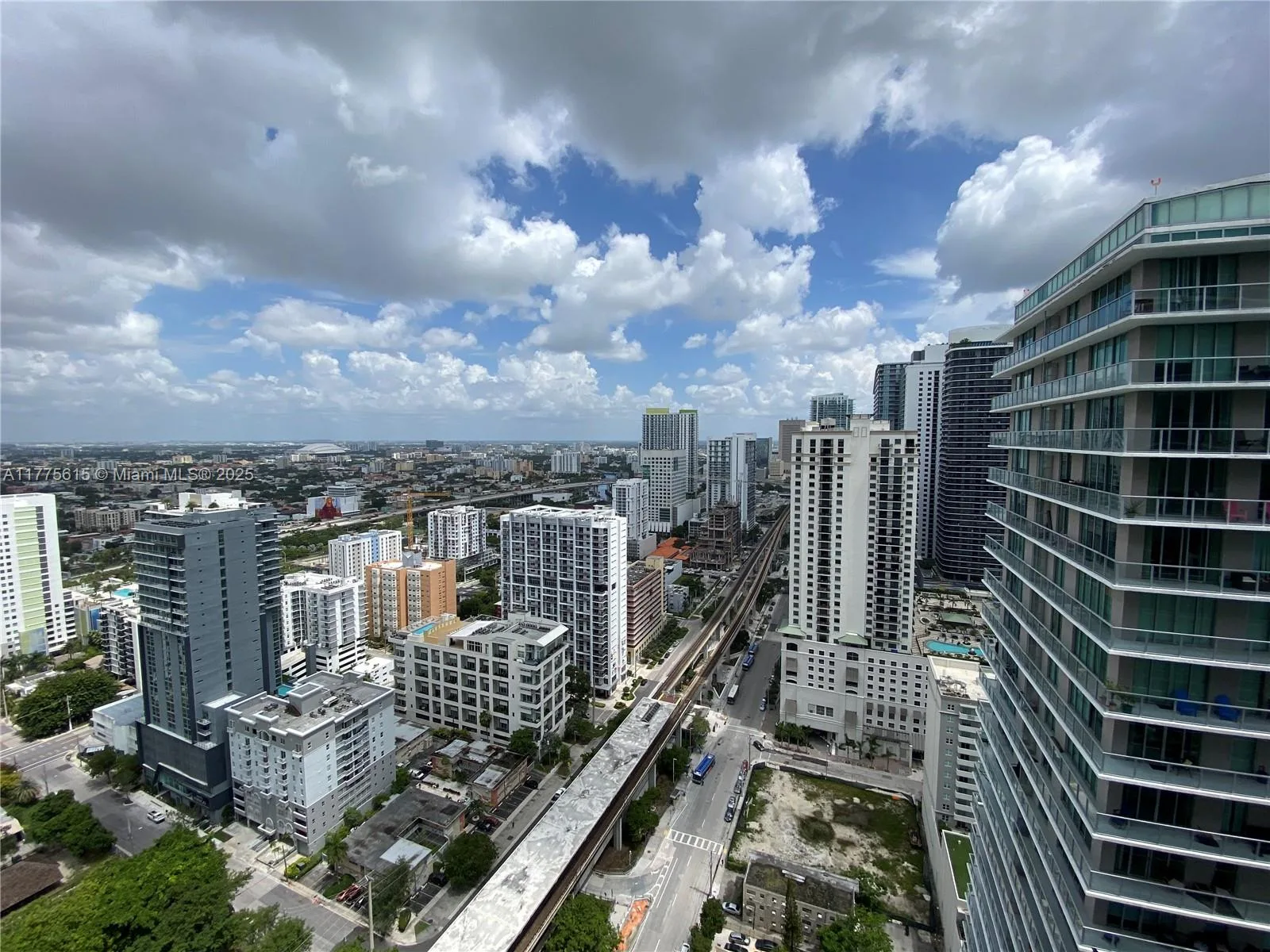79 SW 12 ST # 3810-S, Miami, FL 33130 photo 11