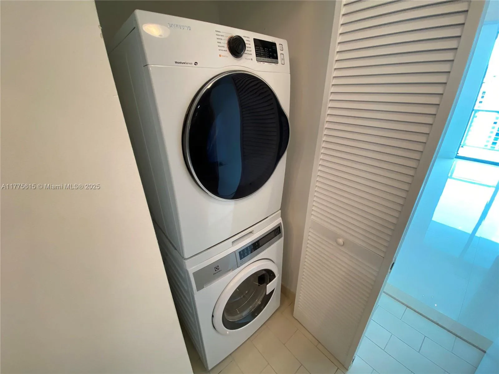 79 SW 12 ST # 3810-S, Miami, FL 33130 photo 9