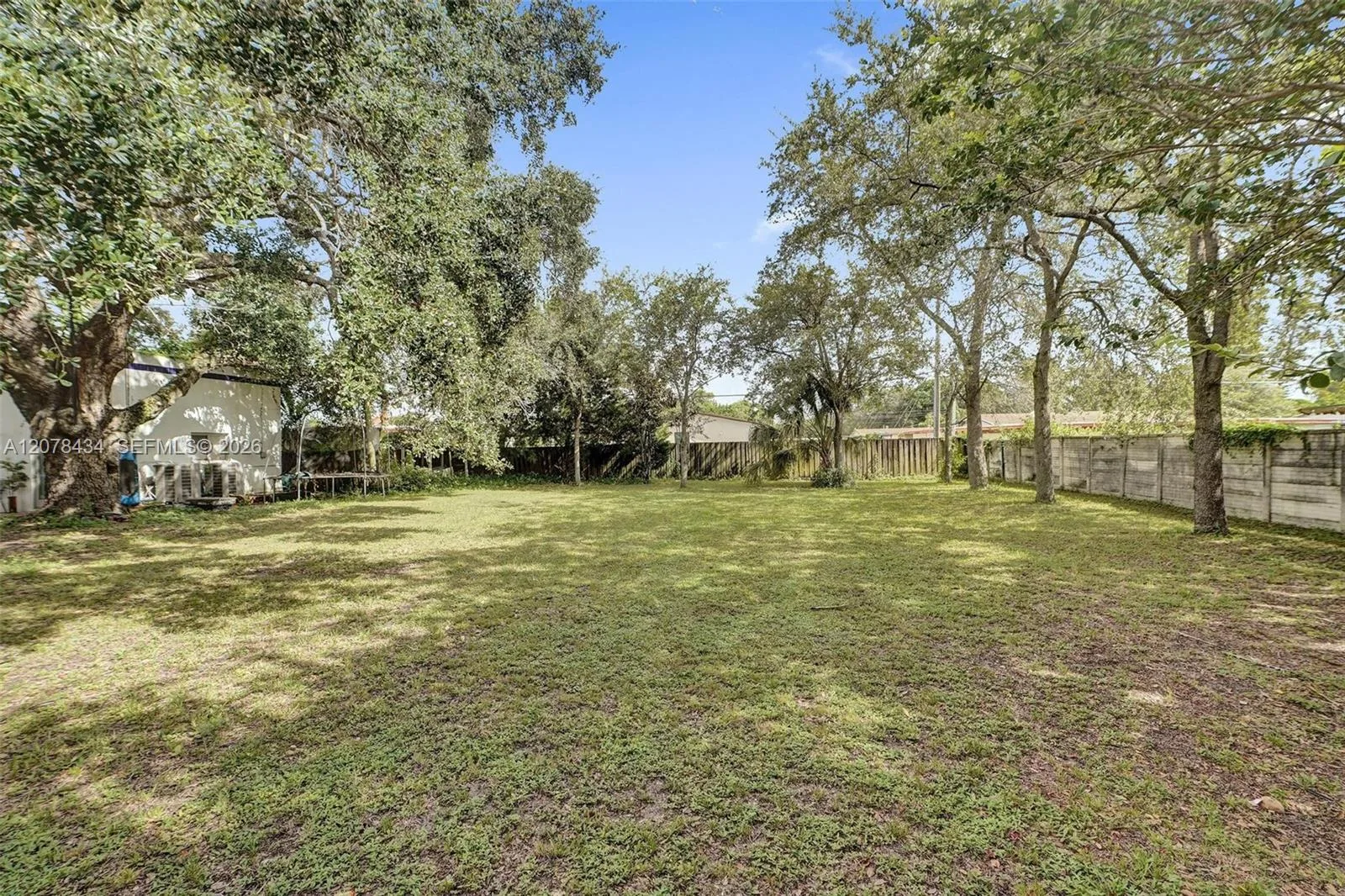0 171 st, North Miami Beach, FL 33162