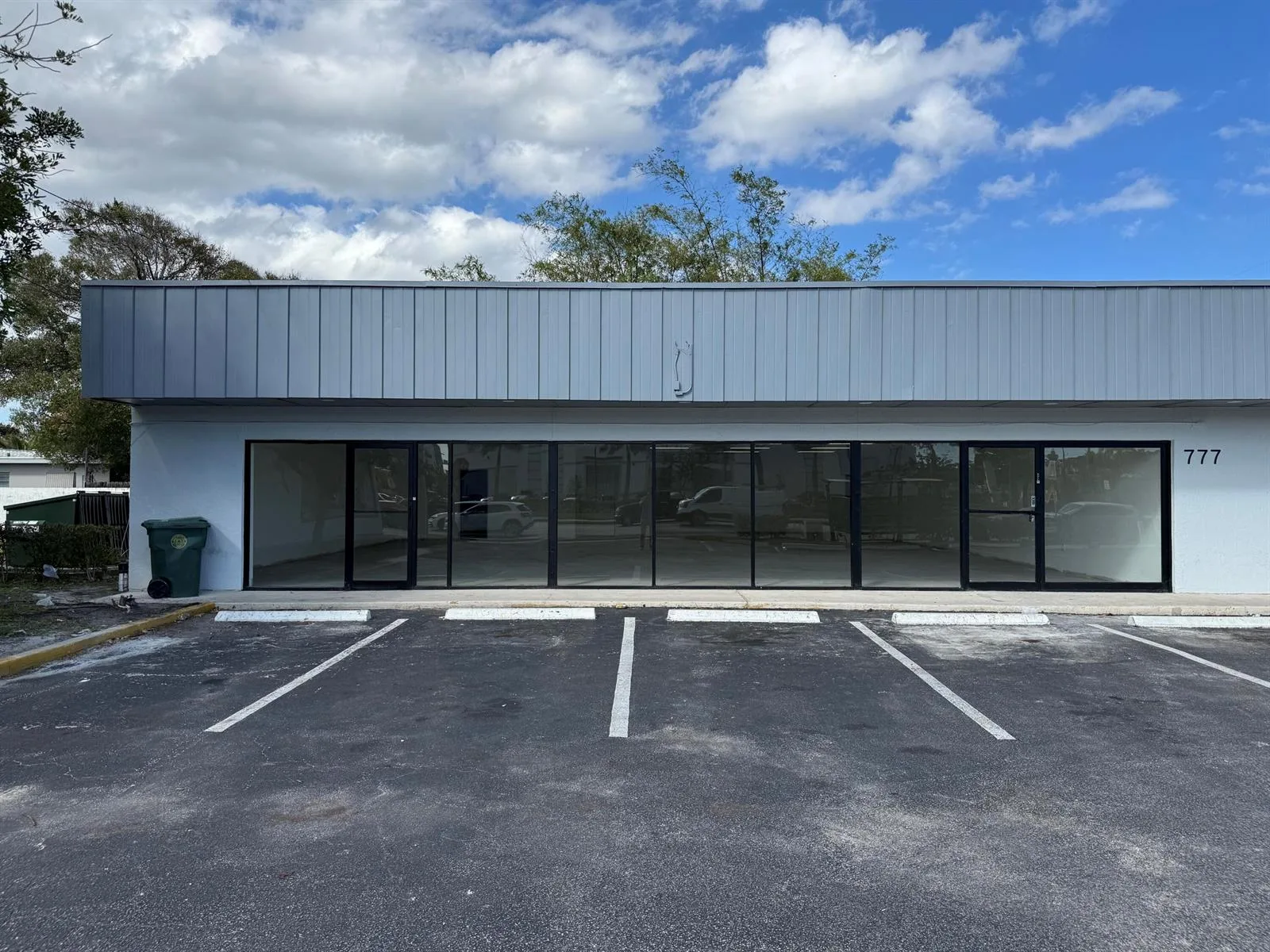777 E Oakland Park Boulevard, Oakland Park, FL 33334